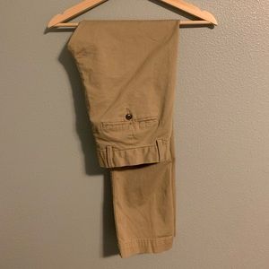 Gap Khakis ( 30W 30L )